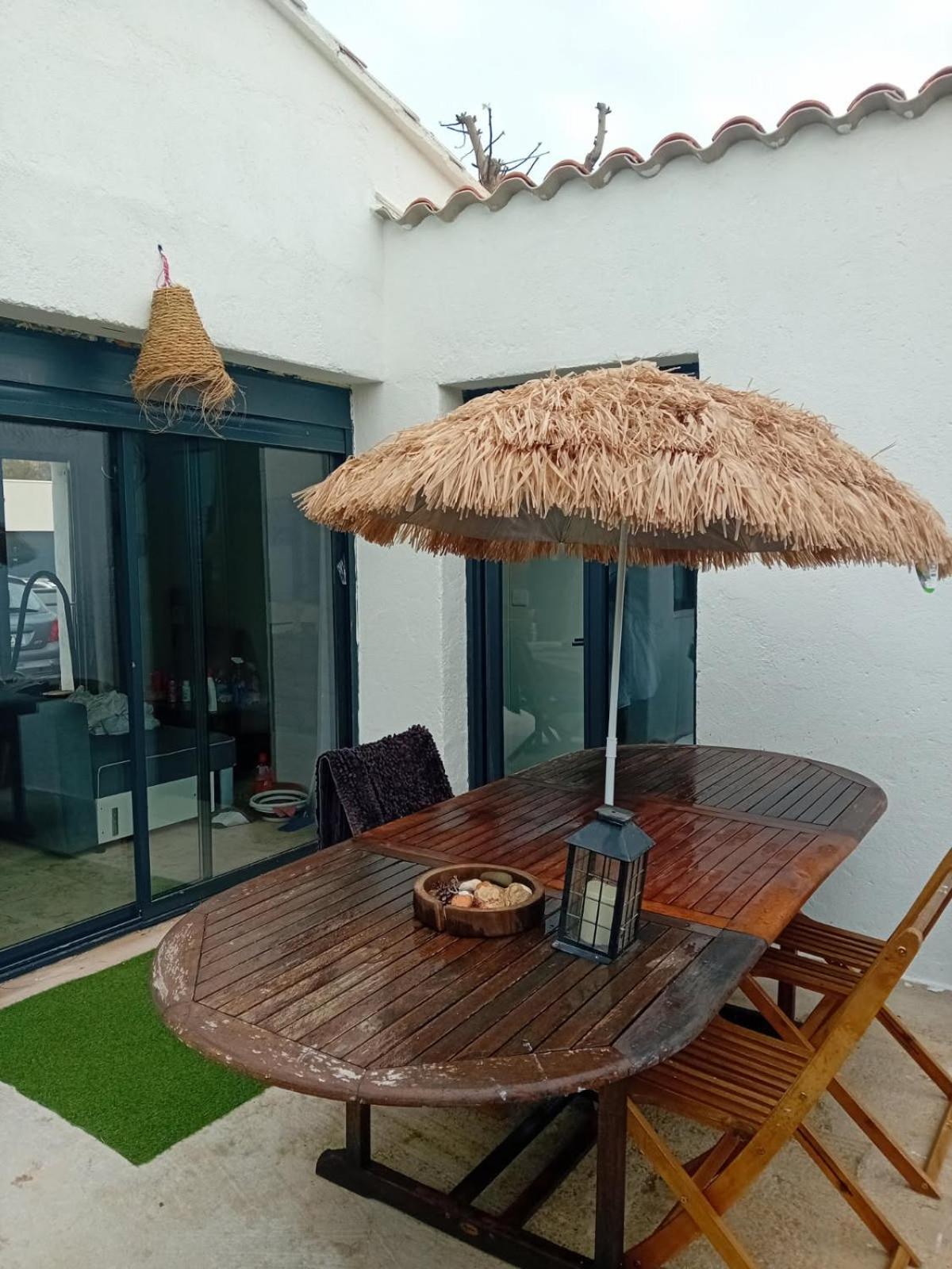 Gites Chez Stephanie Au Calme Martigues Exterior photo